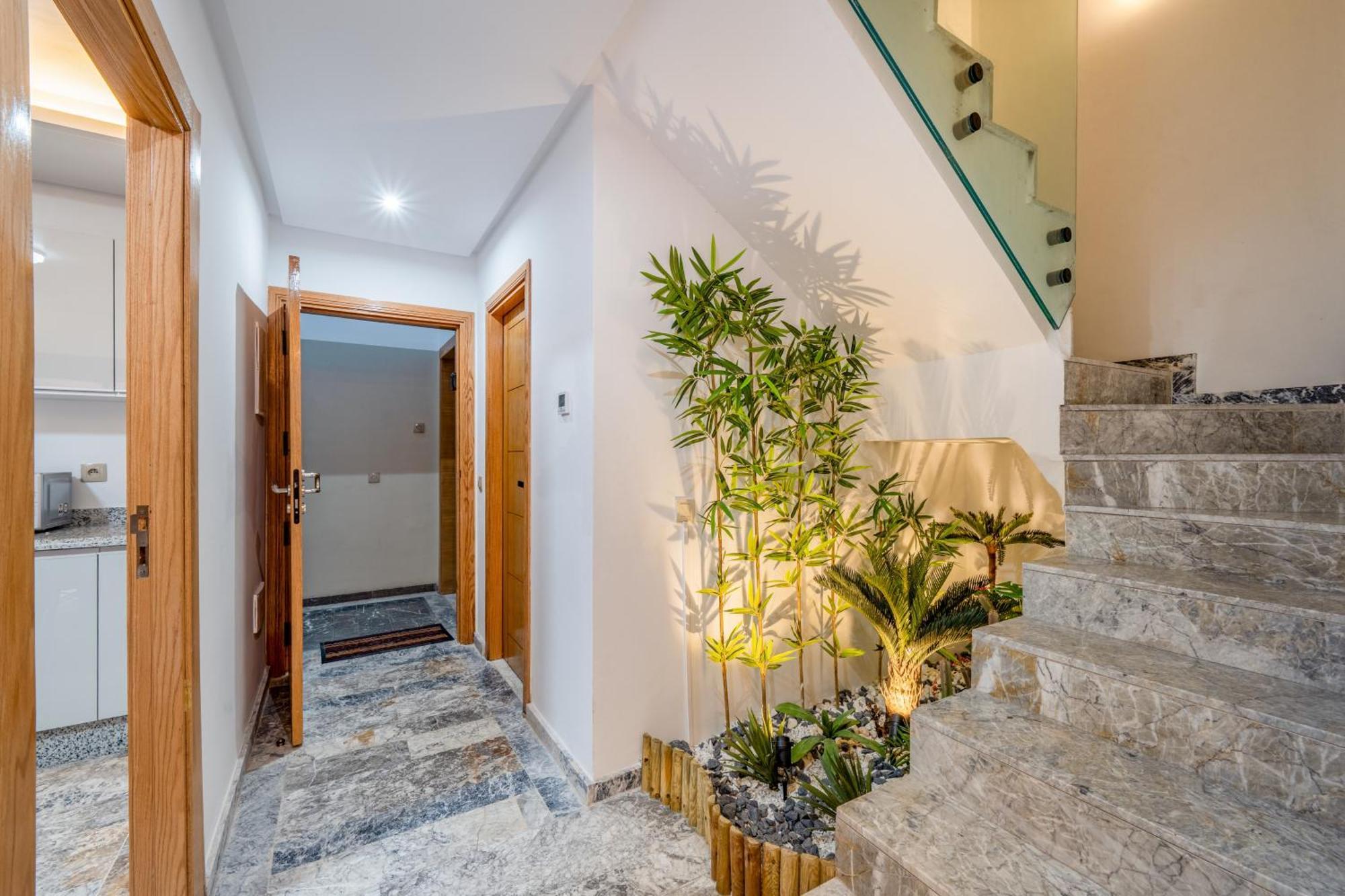 Madani Palazza & Duplex Hotel 4*