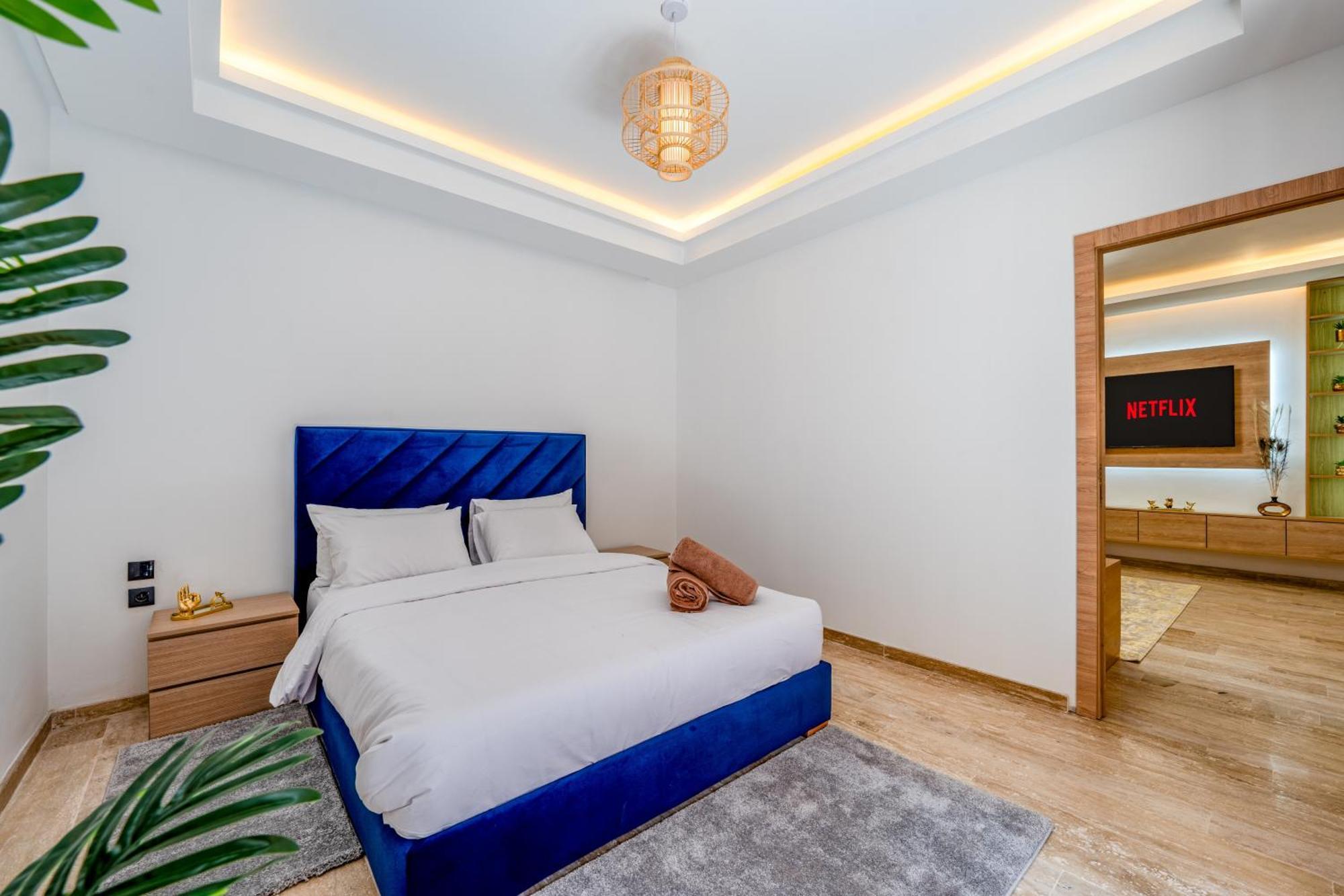 Hotel Madani Palazza & Duplex 4*