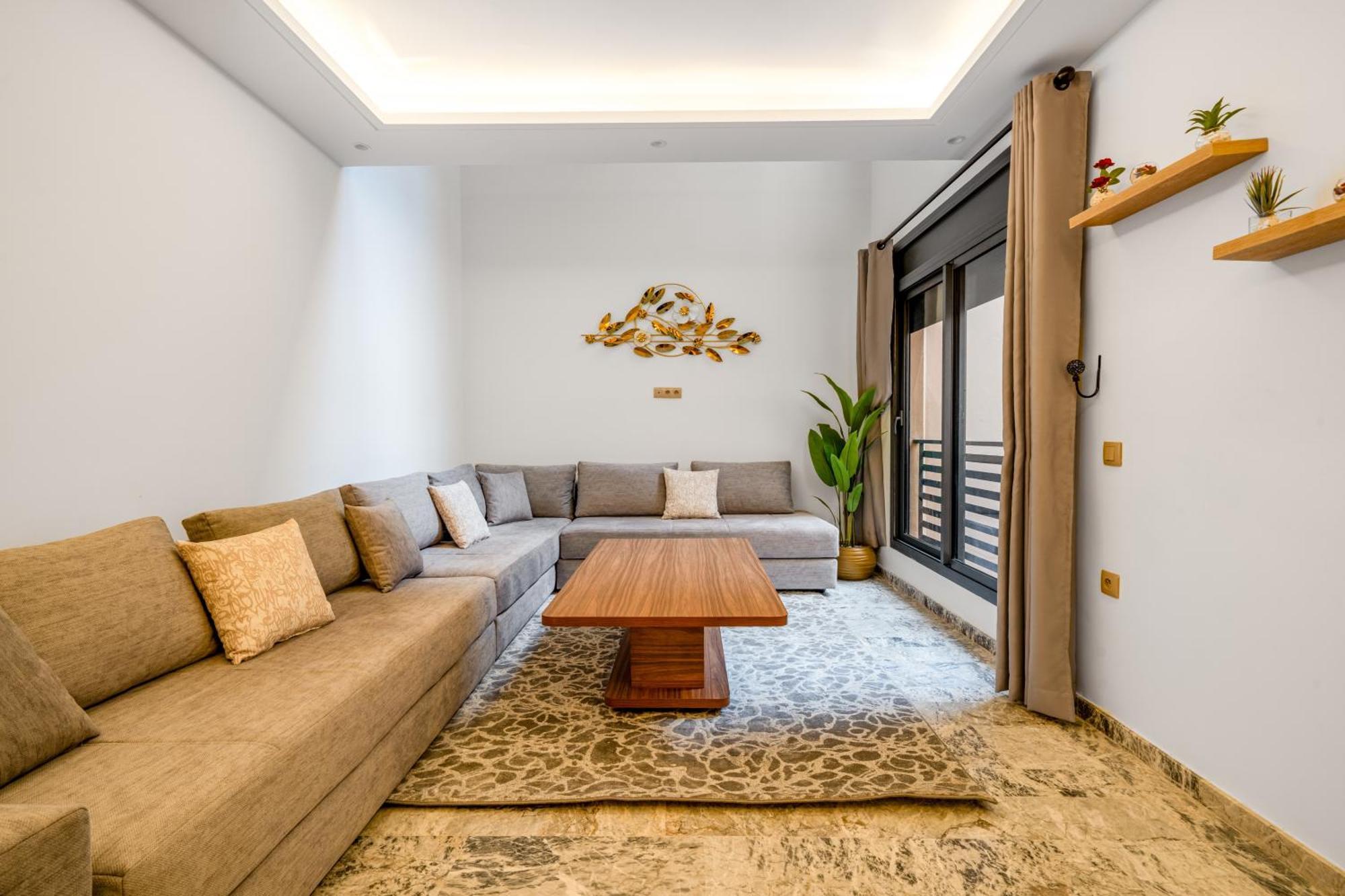 Madani Palazza & Duplex 4*